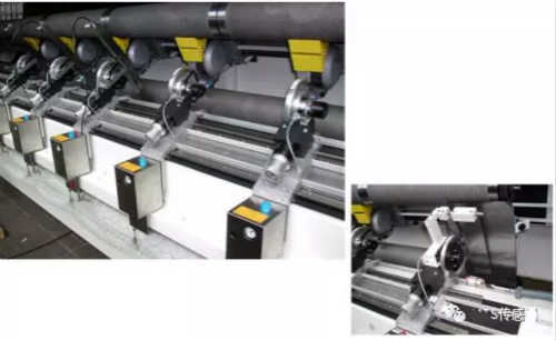 磁致伸縮位移傳感器在分切機(jī)上的安裝圖片