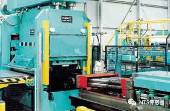 磁致伸縮位移傳感器在矯直機(jī)生產(chǎn)線應(yīng)用